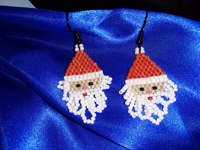 Santa beaded earrings for Christmas. - image3